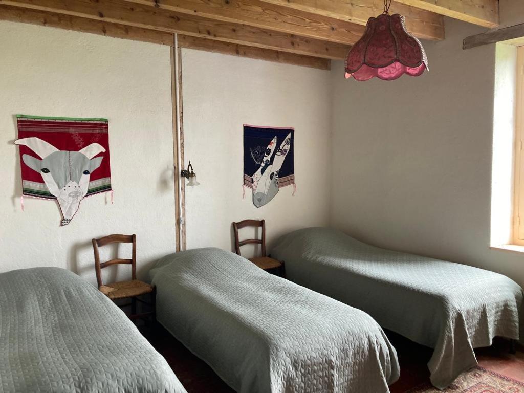 Le Tarde - Crecerelle Villa Saint-Desire ภายนอก รูปภาพ